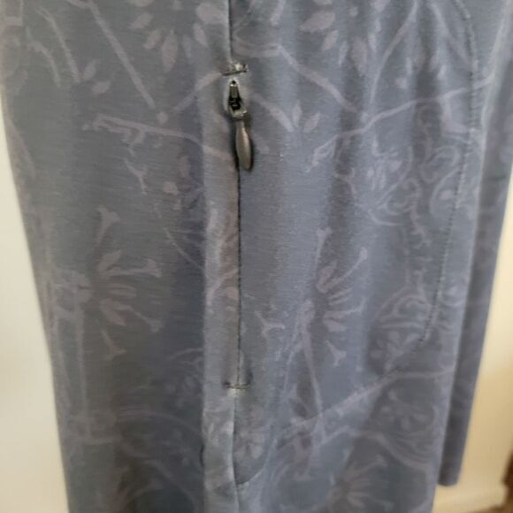 Prana Gray Dress Sz Medium Athletic Gorp Granola Shelf‎ Bra Racerback Round Neck - Picture 11 of 12